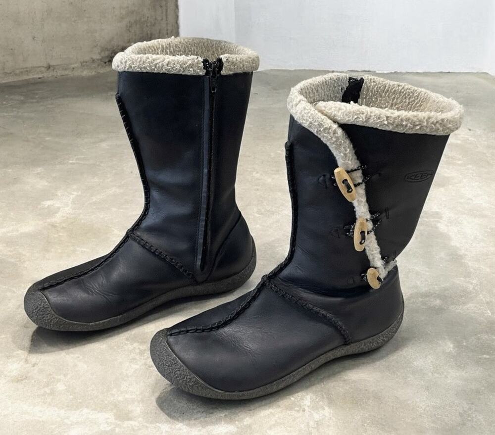 Keen Kaley Black Nubuck Leather Faux Fur Toggle Side Zipper Boots Women’s 8.5